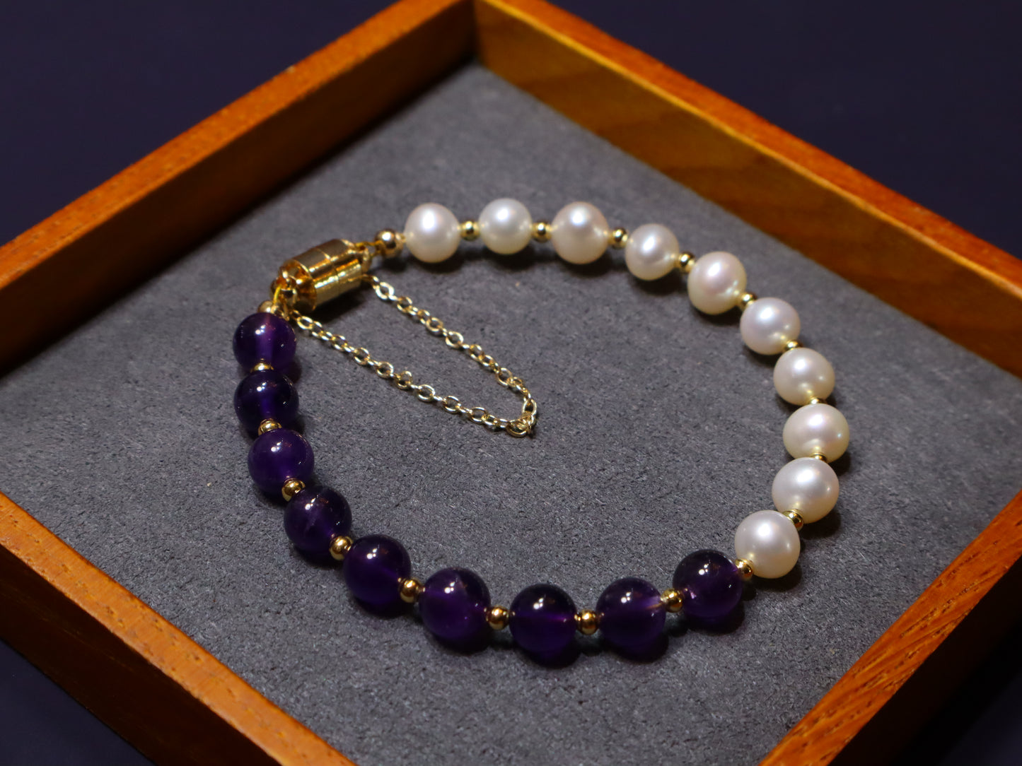 6.0-7.0 mm White Freshwater Pearl and Amethyst Bracelet