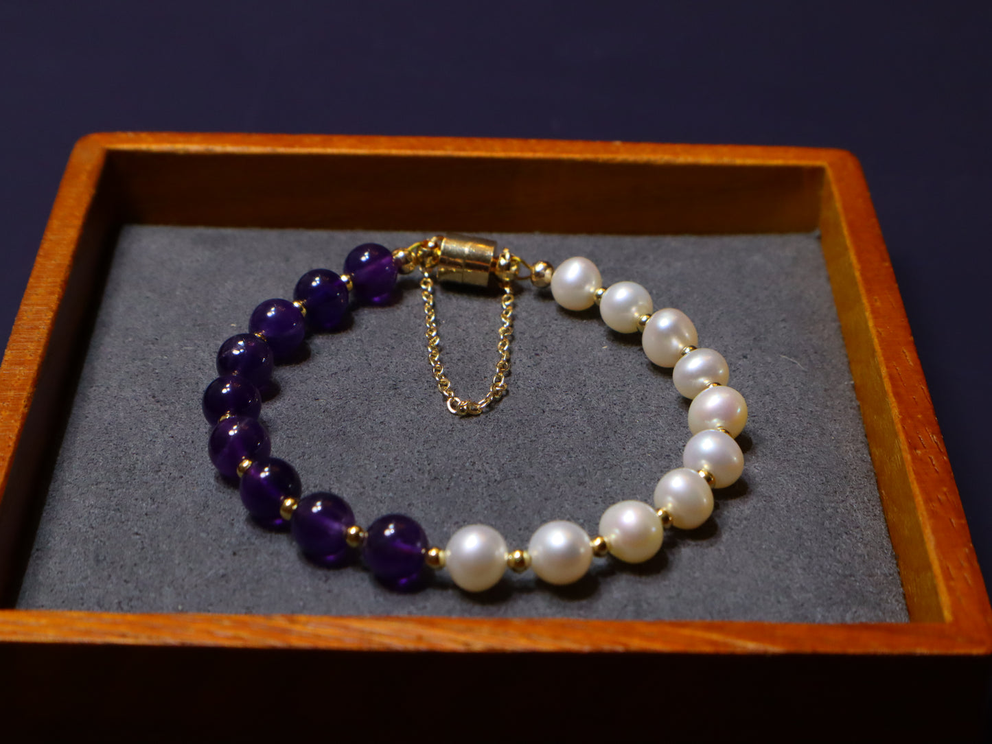 6.0-7.0 mm White Freshwater Pearl and Amethyst Bracelet