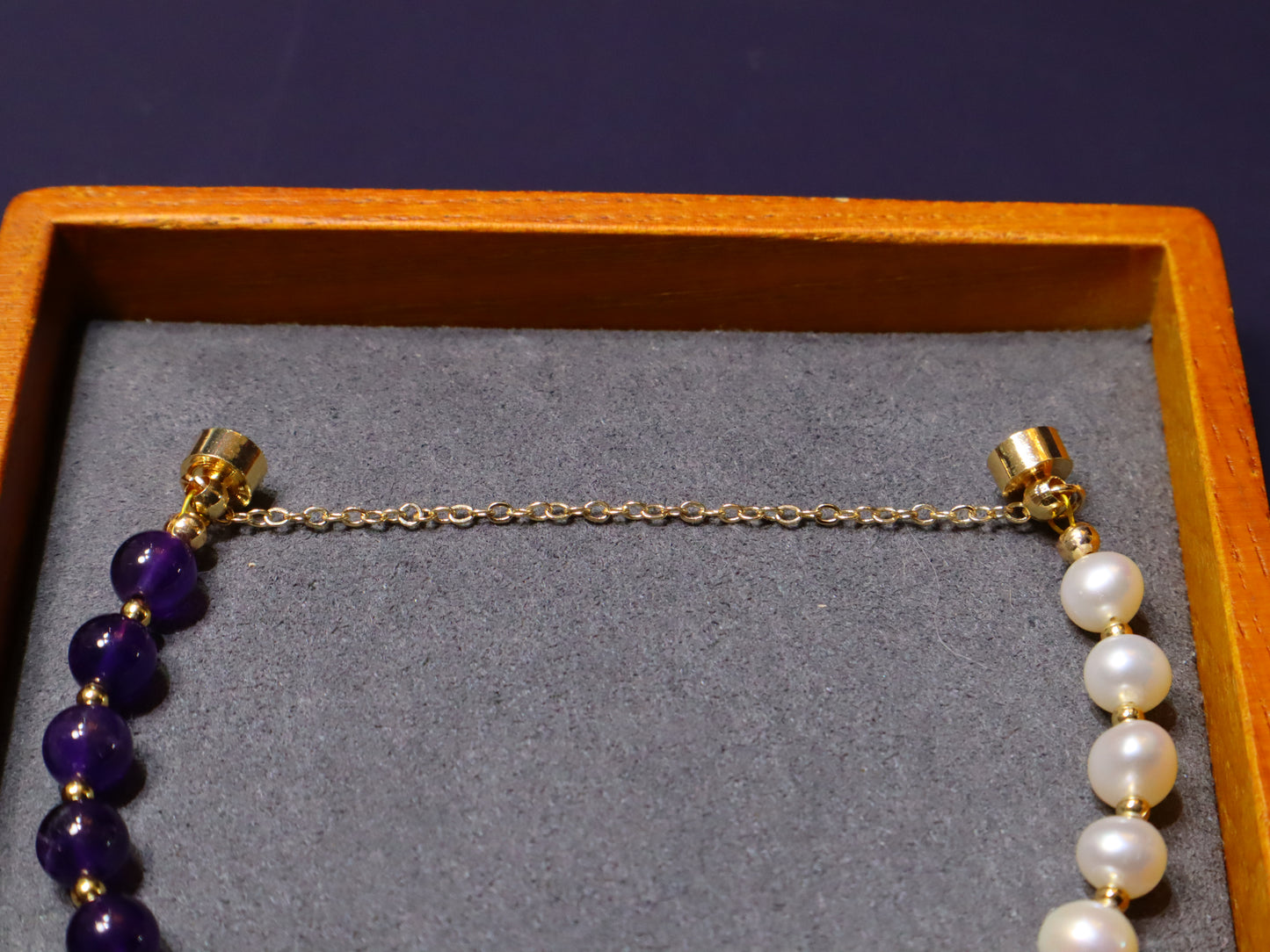 6.0-7.0 mm White Freshwater Pearl and Amethyst Bracelet