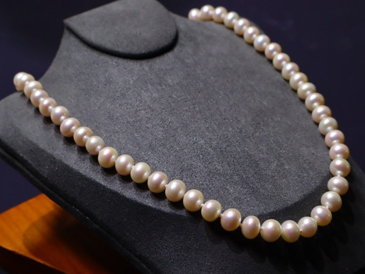 Classcial 8-9mm Freshwater Pearls Necklace