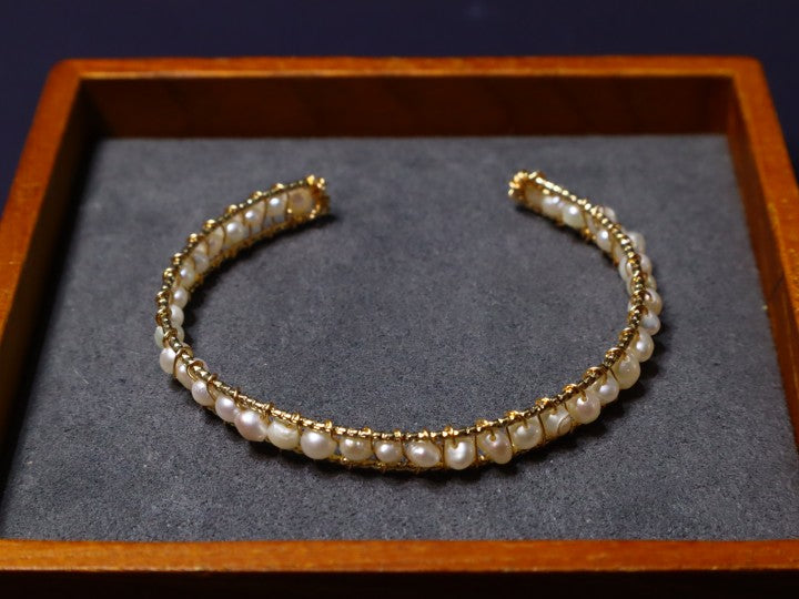 Handmade 3-4mm Baroque Freshwater Pearls Bracelet